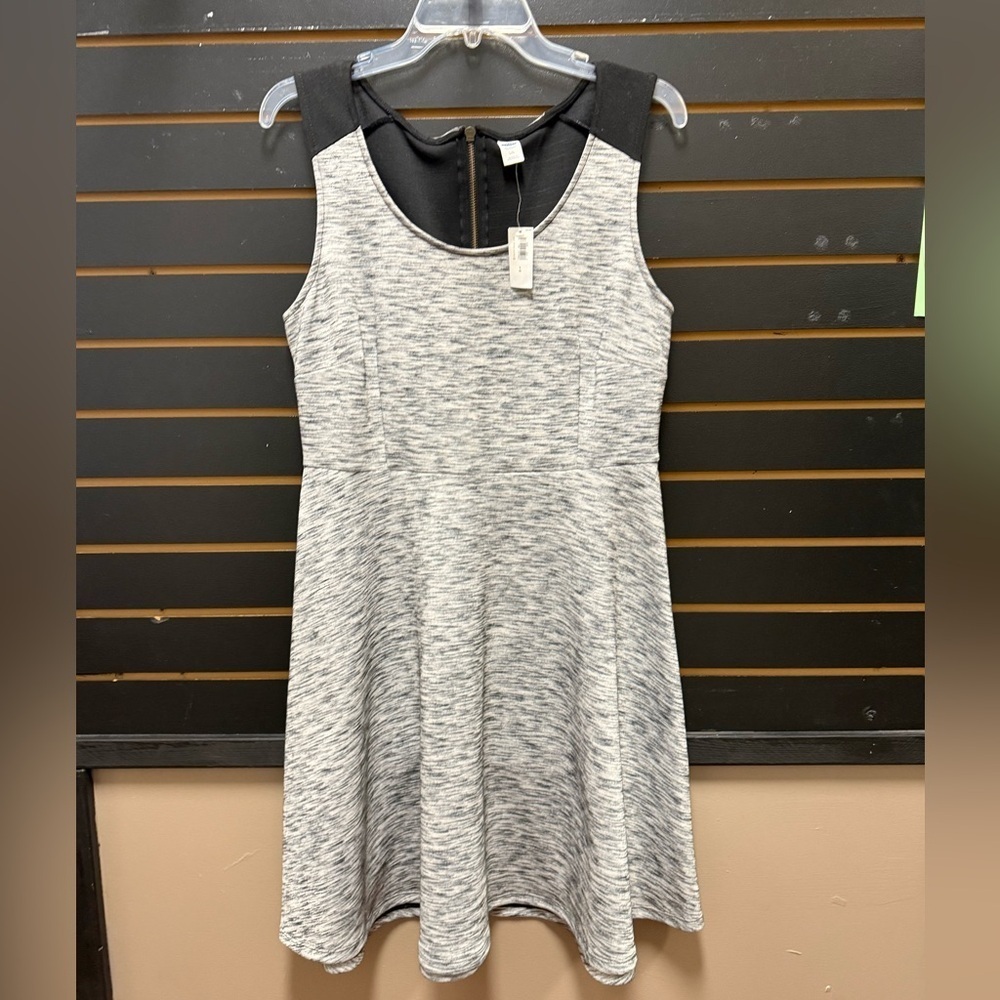 NWT Old Navy Gray & Black Sleeveless Fit & Flare Dress | Size L